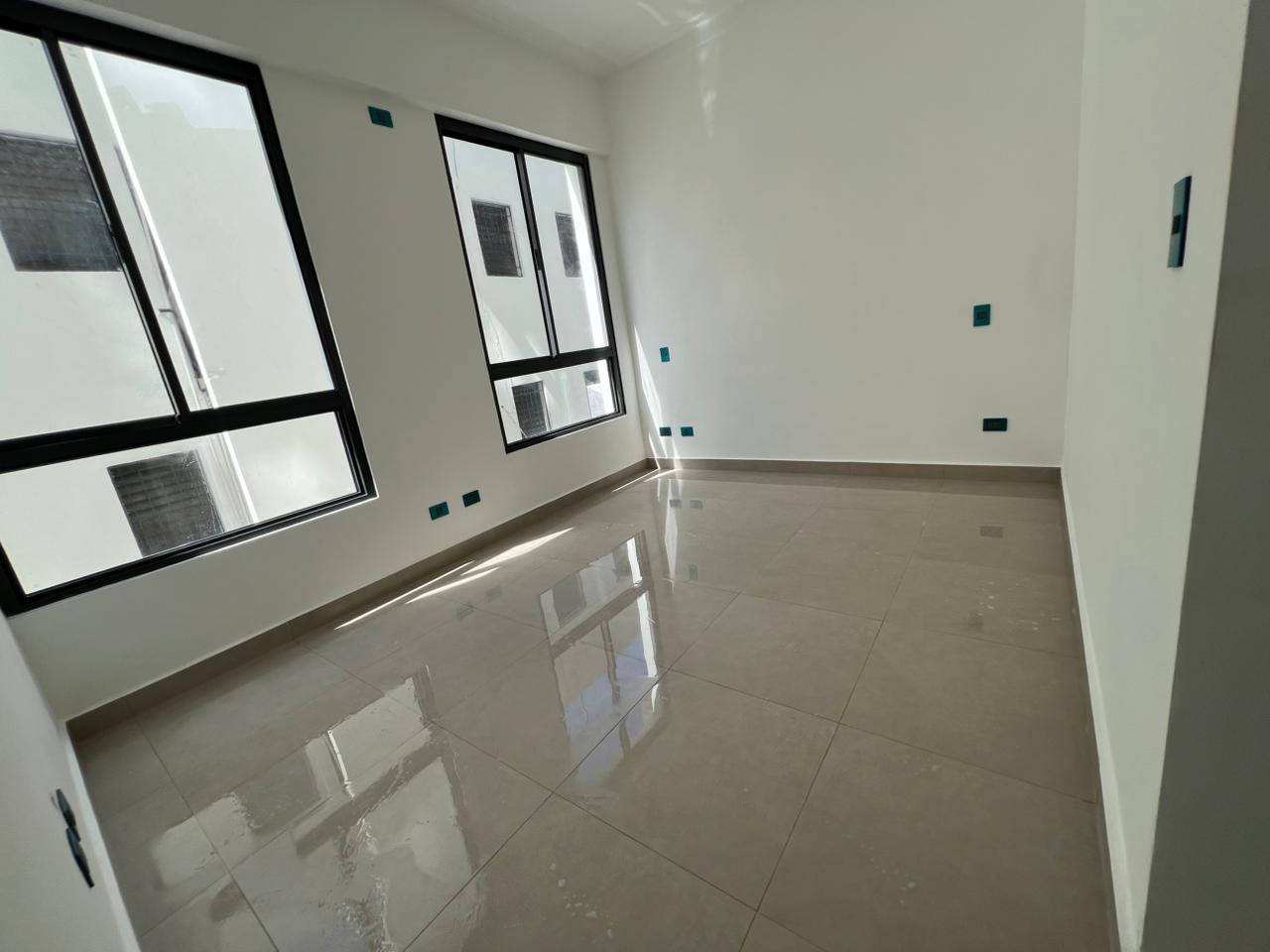 Alquilo Hermoso Apto en Torre Nueva en Urb. Fernandez  Foto 7294457-3.jpg