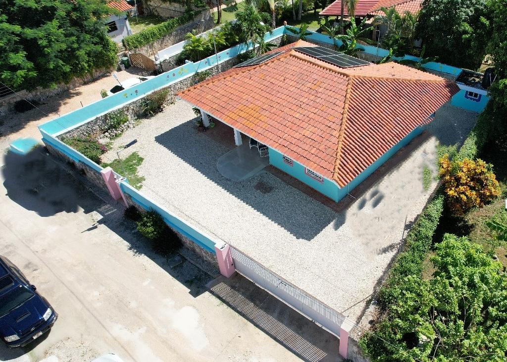 casa en Bavaro lista para vivir auto sustentable paneles solares  Foto 7294676-2.jpg