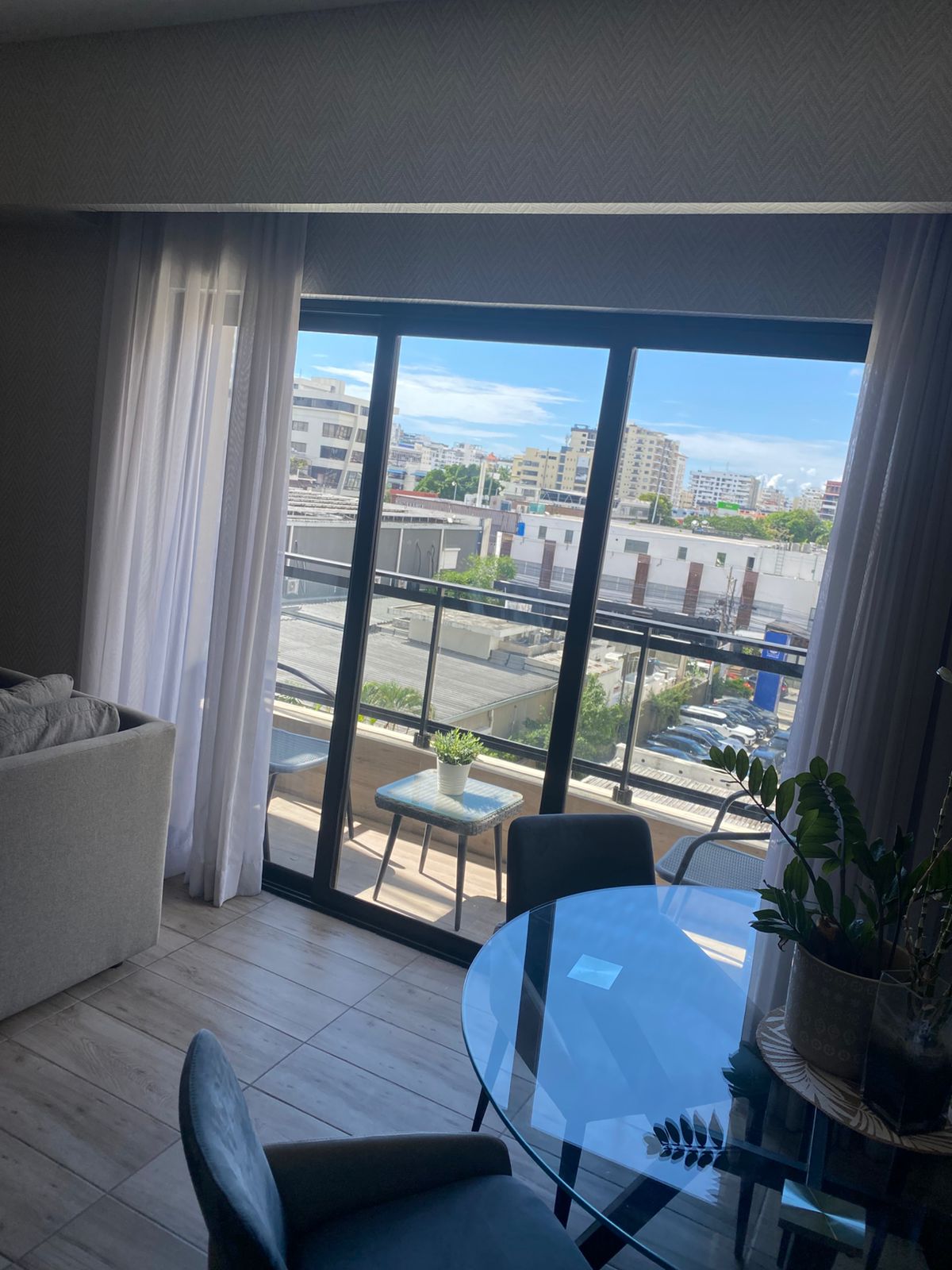 AMUEBLADO APARTAMENTO EN EXCLUSIVA TORRE PIANTINI Foto 7294758-6.jpg