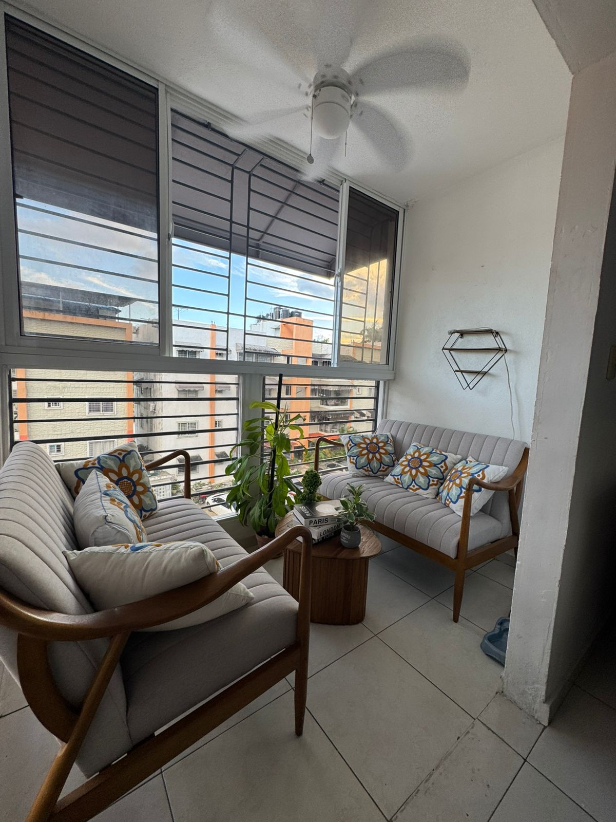 Apartamento en Venta con terraza Prol. 27 de Febrero Foto 7294774-1.jpg
