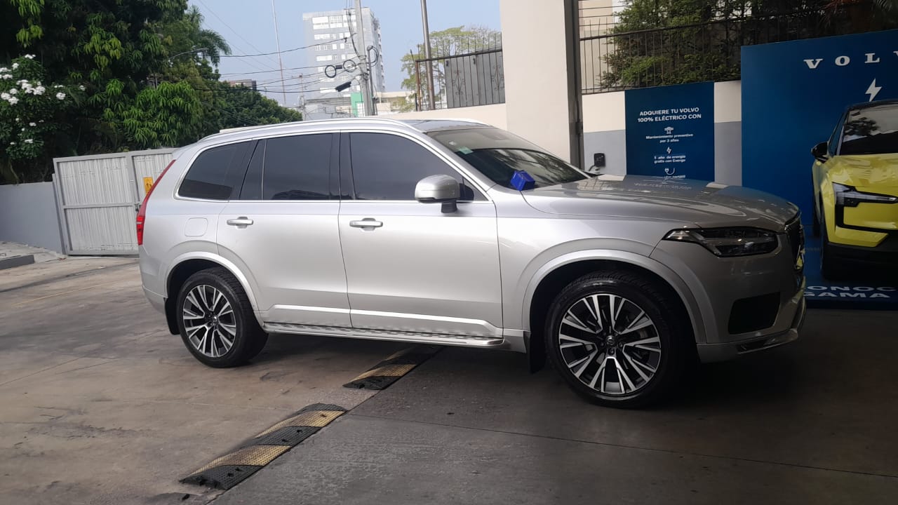 Volvo XC90 B6 2022 Foto 7294783-1.jpg