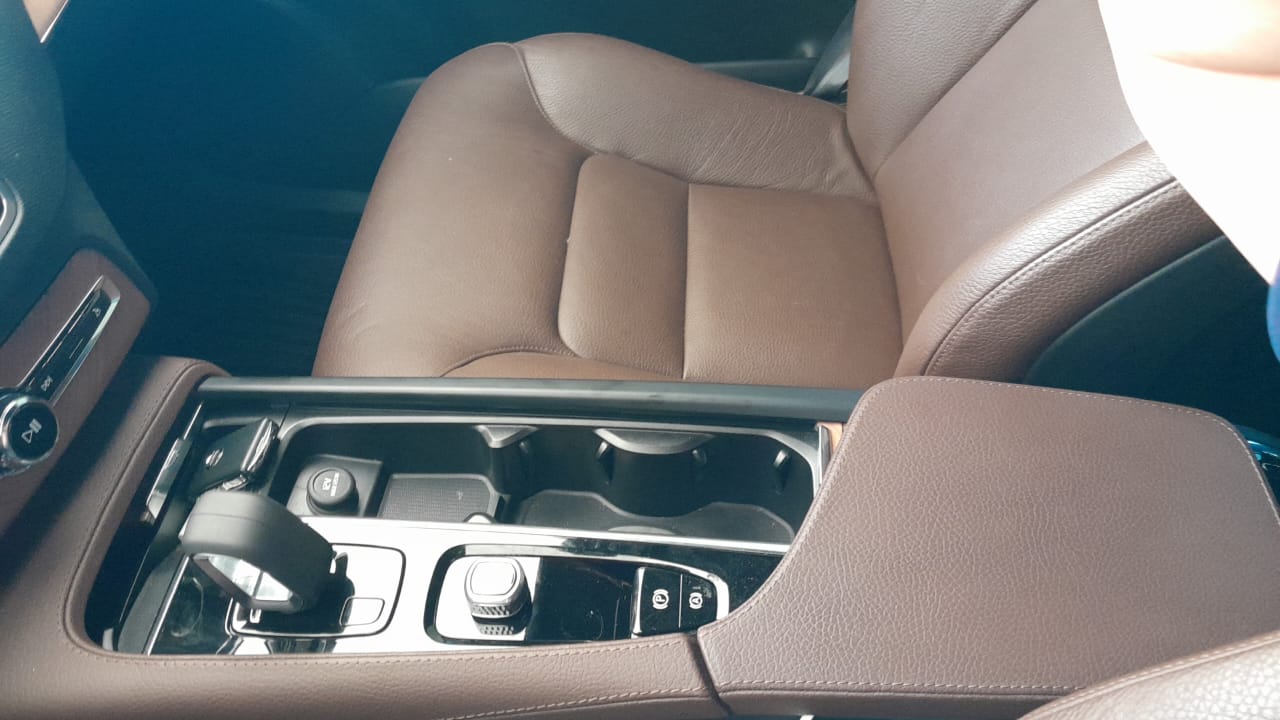 Volvo XC90 B6 2022 Foto 7294783-2.jpg