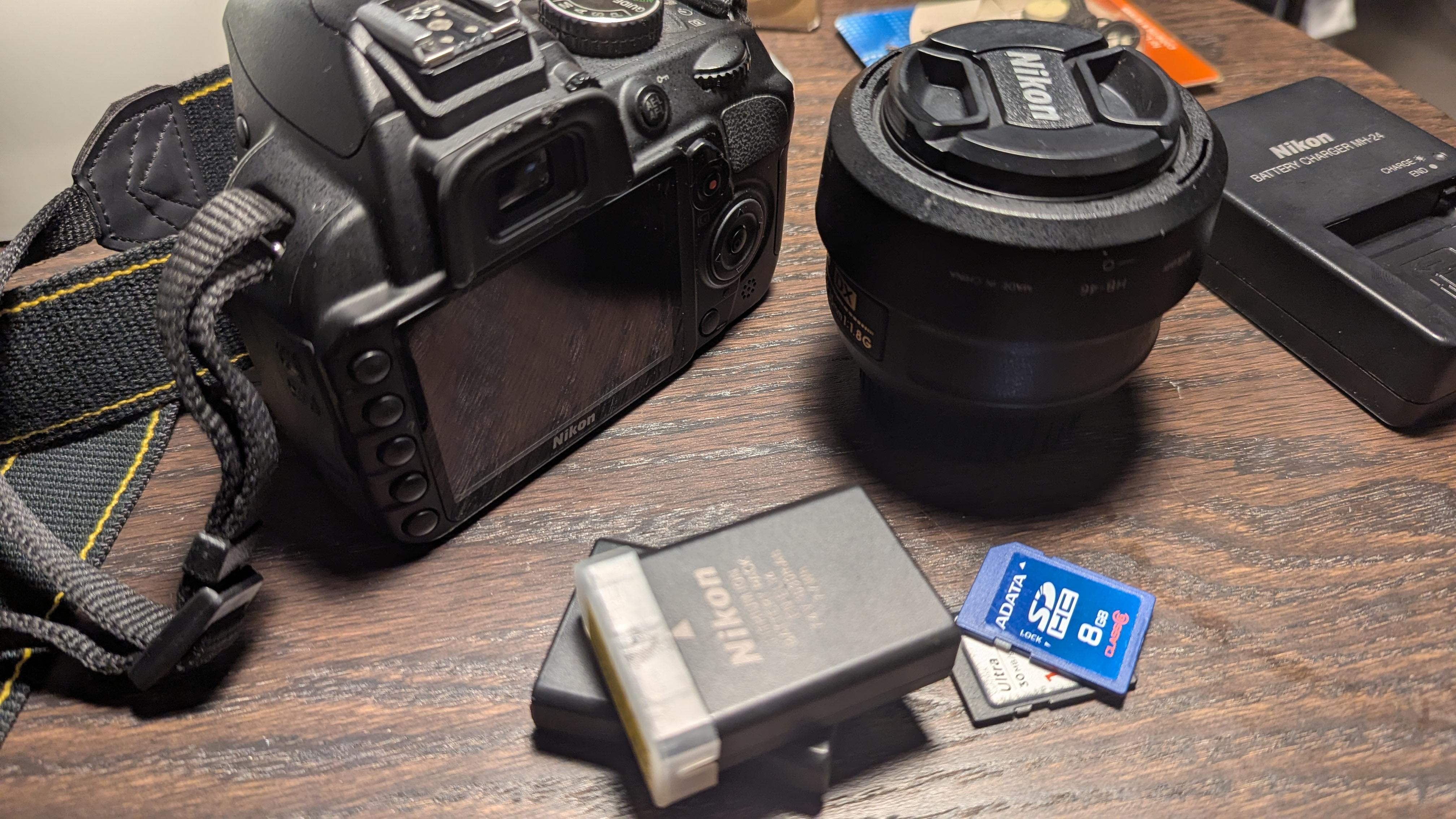 Nikon con Lente 35mm 1.8 y accesorios . Oportunida Foto 7294787-7.jpg