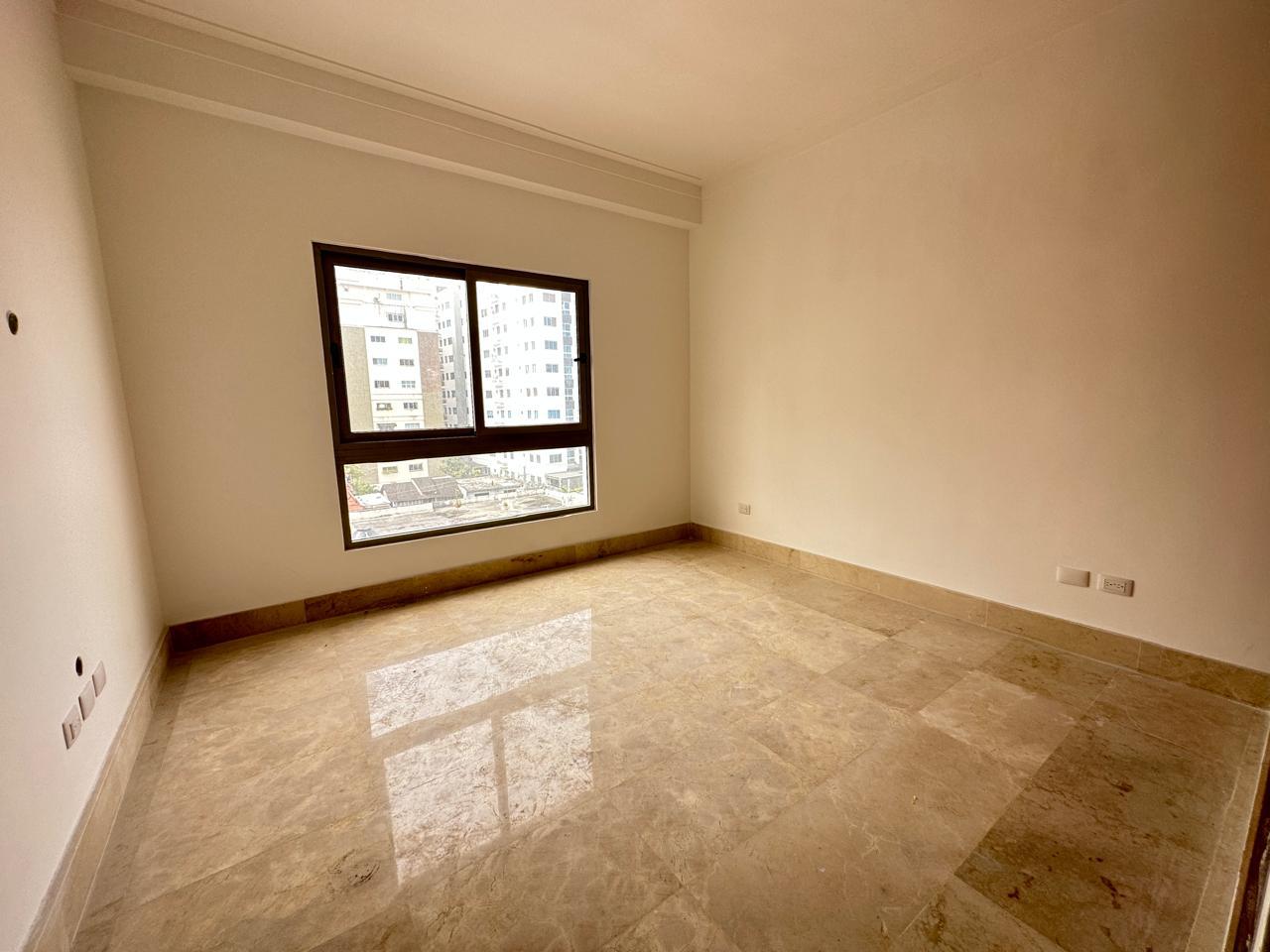  VIVE EL LUJO QUE TE MERECES EN ENSANCHE PARASO!    Apartamento de 3 H Foto 7294894-1.jpg