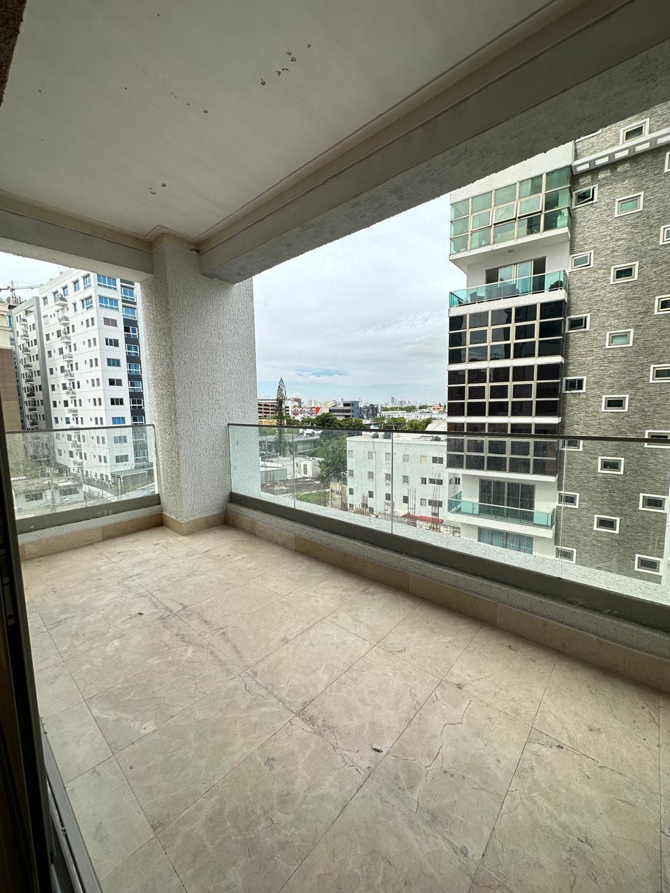 VIVE EL LUJO QUE TE MERECES EN ENSANCHE PARASO!    Apartamento de 3 H Foto 7294894-13.jpg