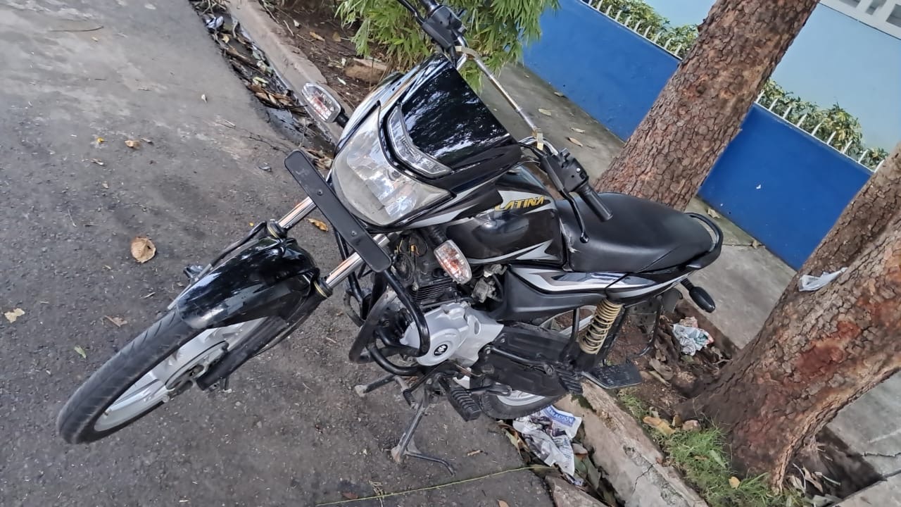Bajaj 100         Foto 7294967-3.jpg