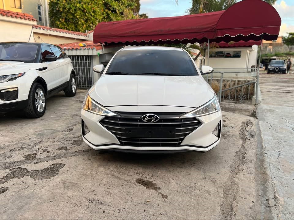 Hyundai Avante 2020 GLP  GASOLINA Foto 7295015-1.jpg
