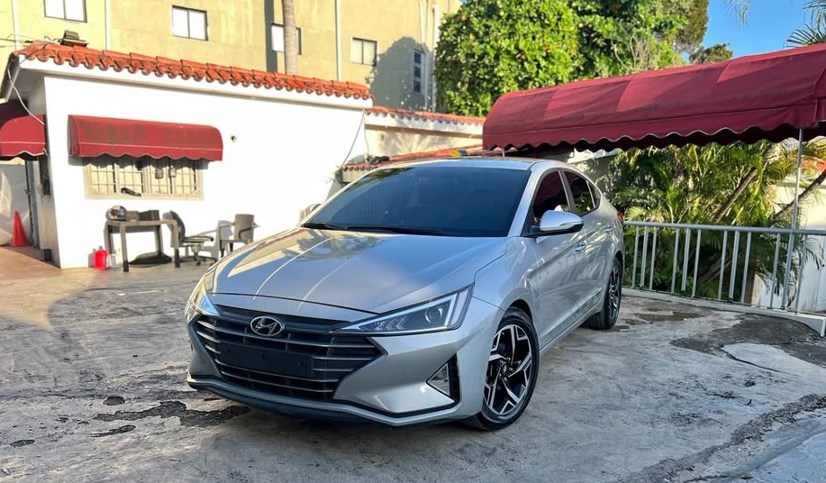Hyundai Avante 2020 GLP  GASOLINA Foto 7295015-8.jpg