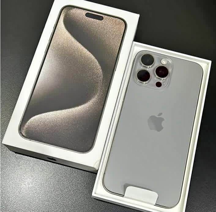 iphone 15 pro max 256gb factory en Samaná Foto 7295033-1.jpg