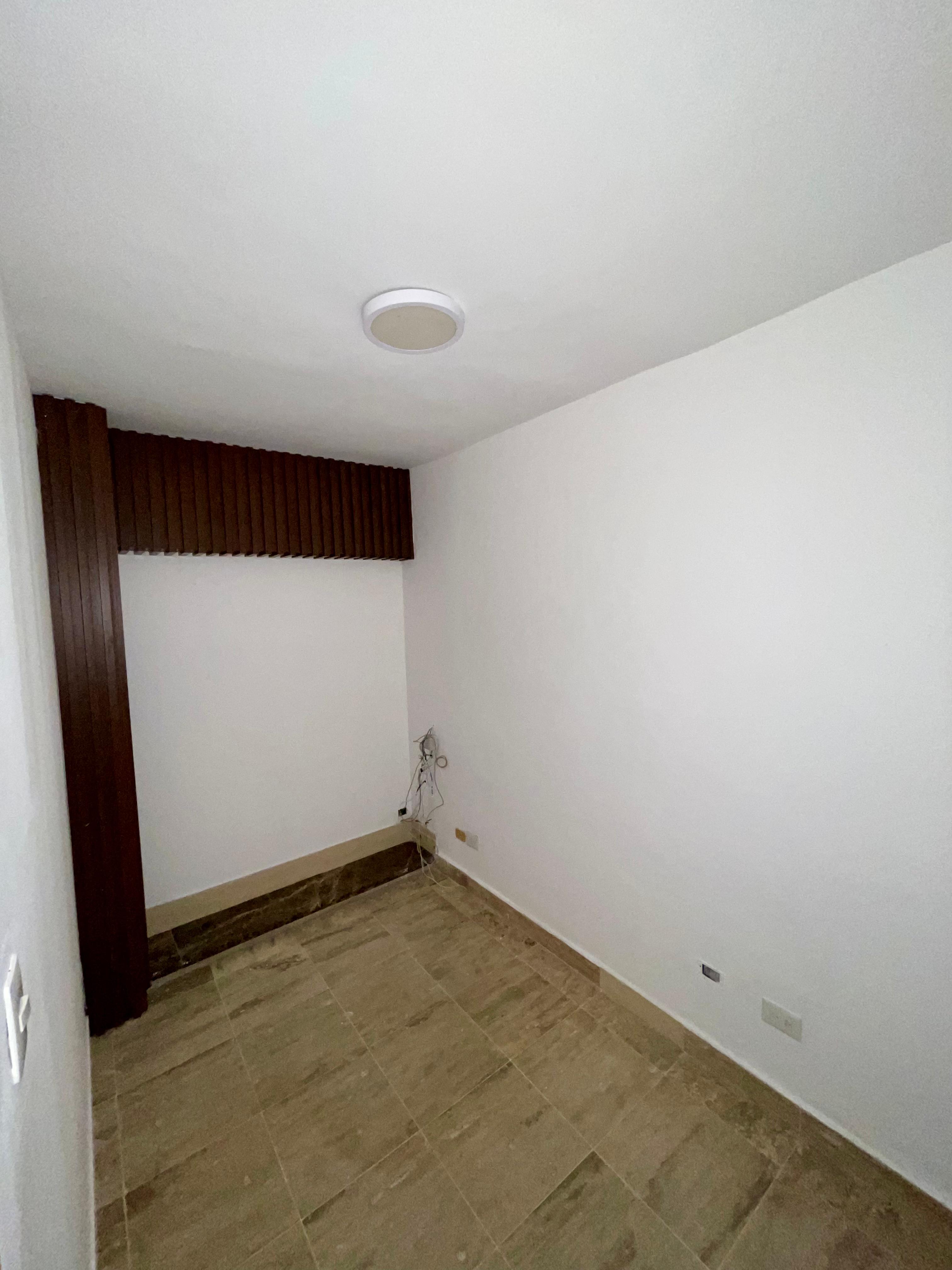 SE ALQUILA LOCAL COMERCIAL – EVARISTO MORALES Foto 7295103-6.jpg