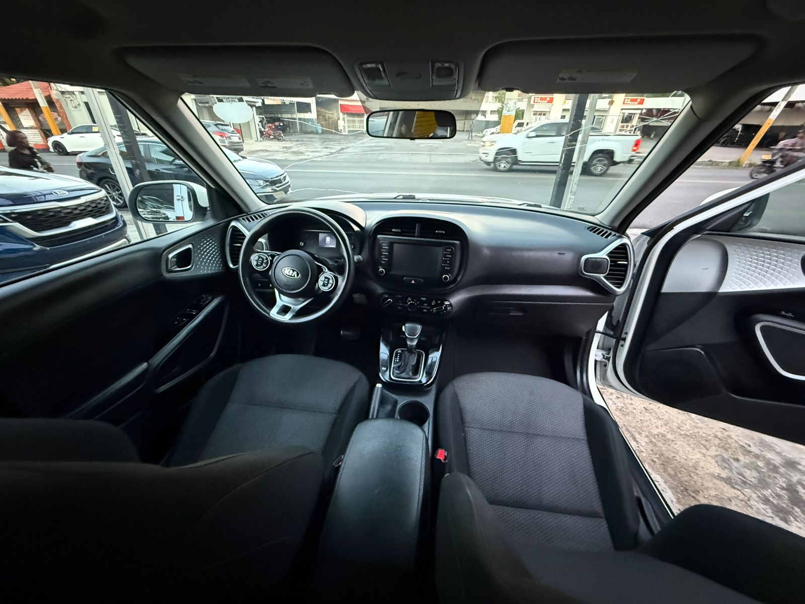 KIA SOUL LX 2020 Foto 7295149-6.jpg