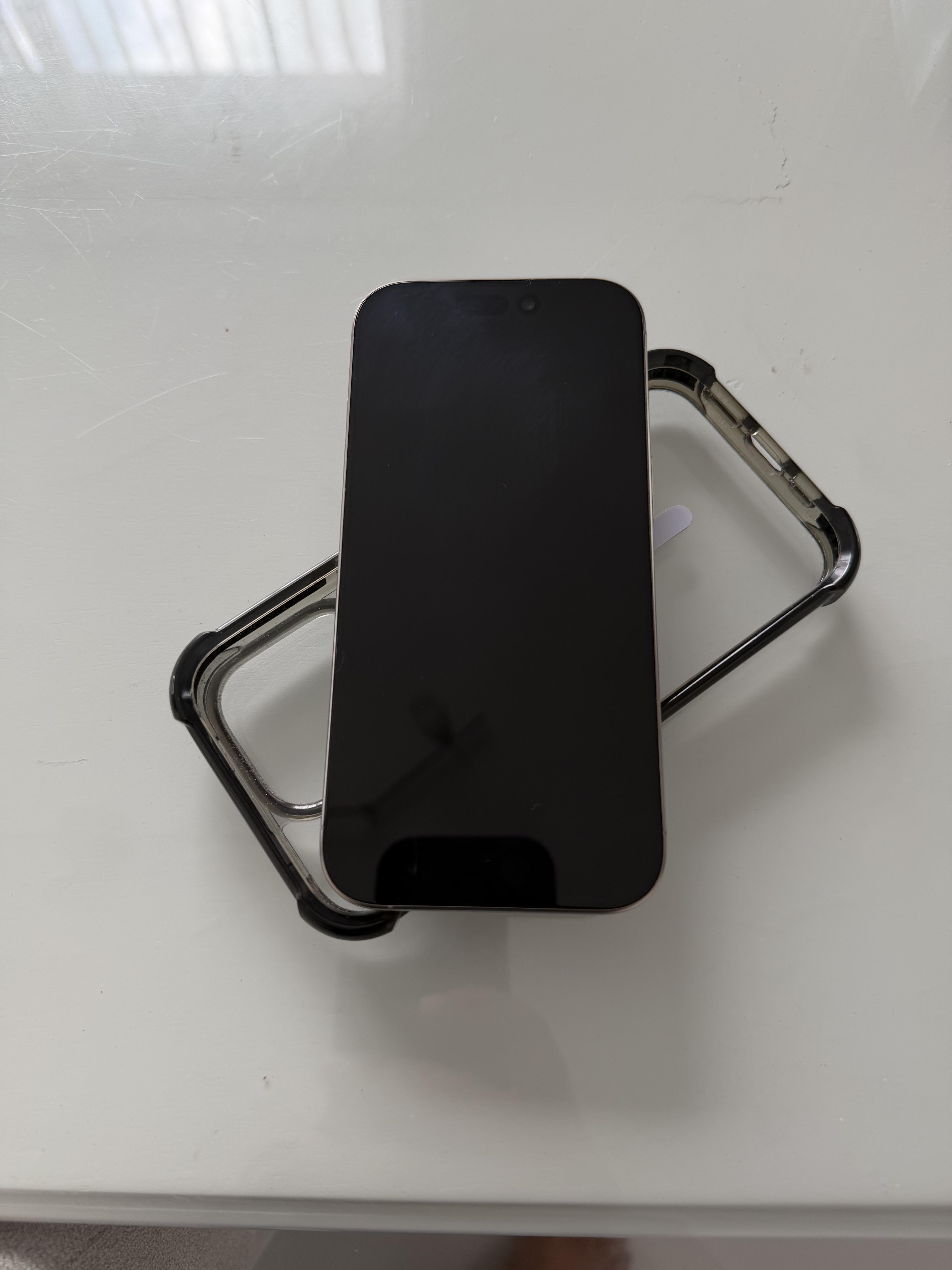 Vendo iPhone 16 Pro  Foto 7295166-6.jpg