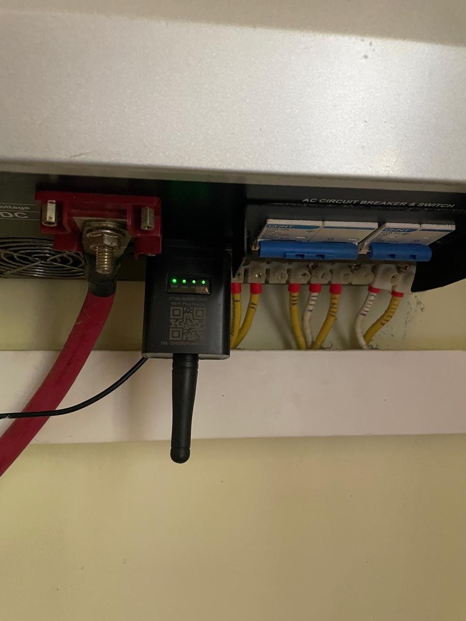 En venta Inversor solar Phase-2 de 8 kW  16 baterías Trojan T105  WiFi Foto 7295224-3.jpg