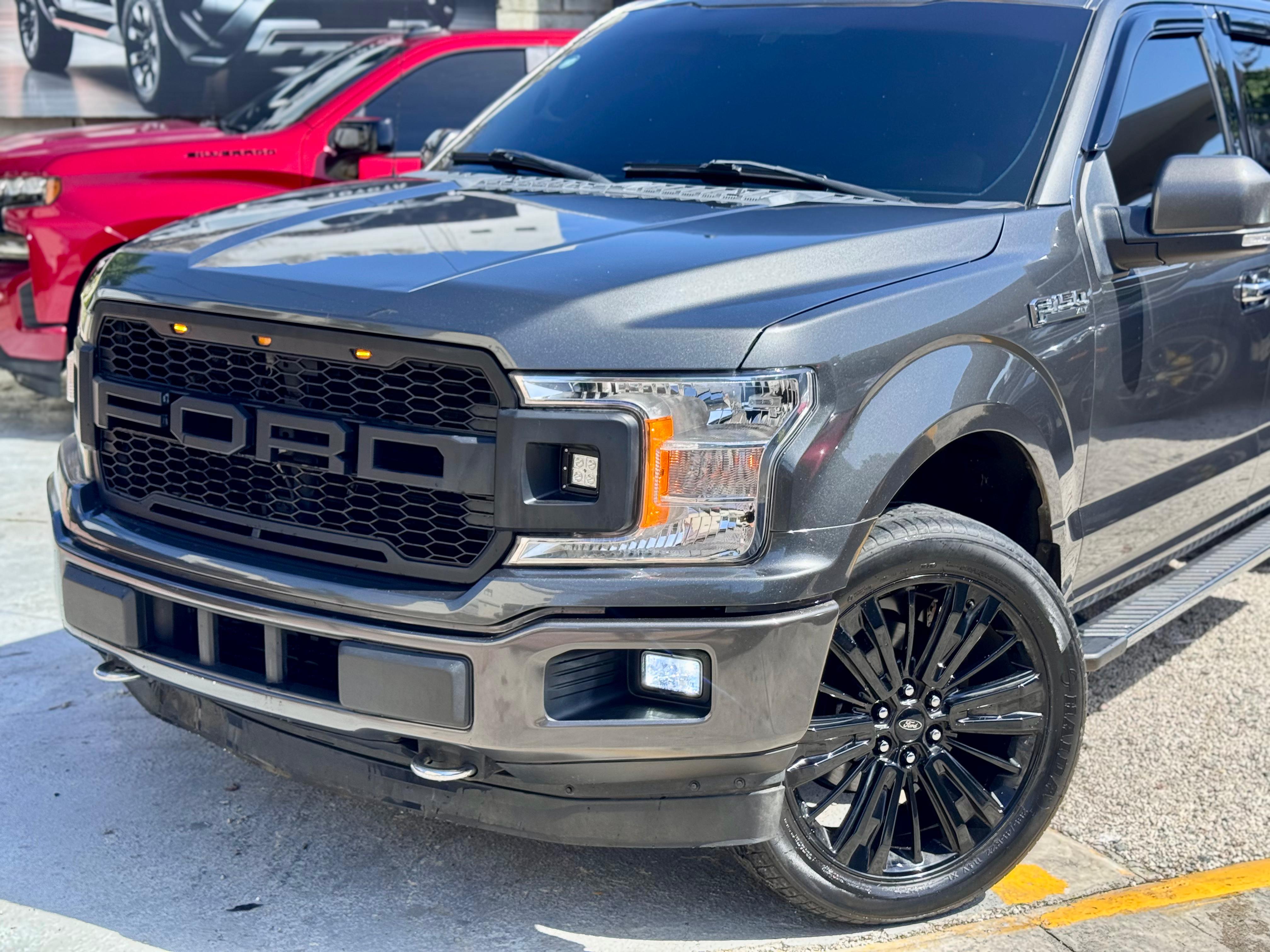 Ford F150 XLT 2018 clean carfax  en Santo Domingo DN Foto 7295375-2.jpg
