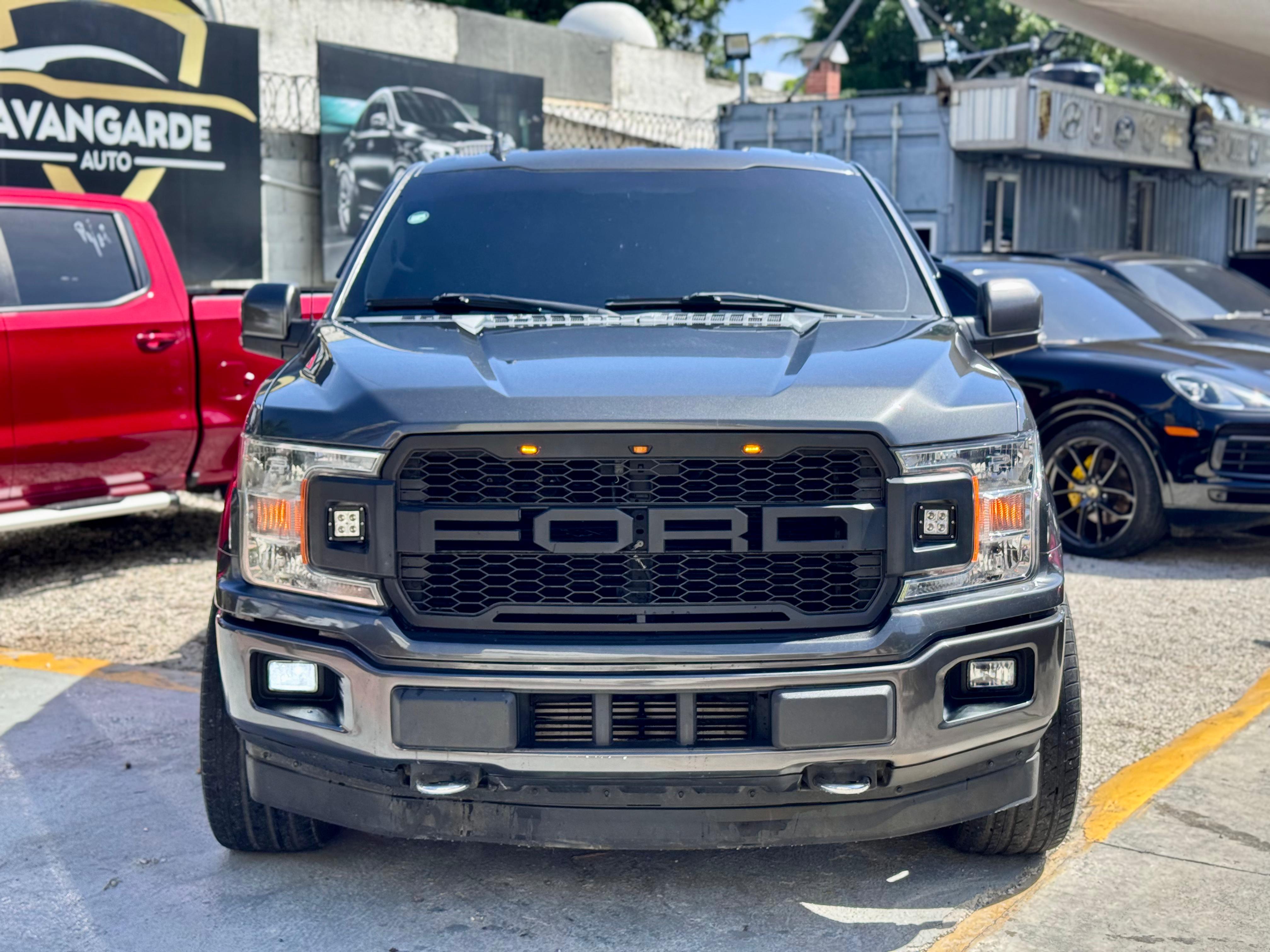Ford F150 XLT 2018 clean carfax  en Santo Domingo DN Foto 7295375-3.jpg