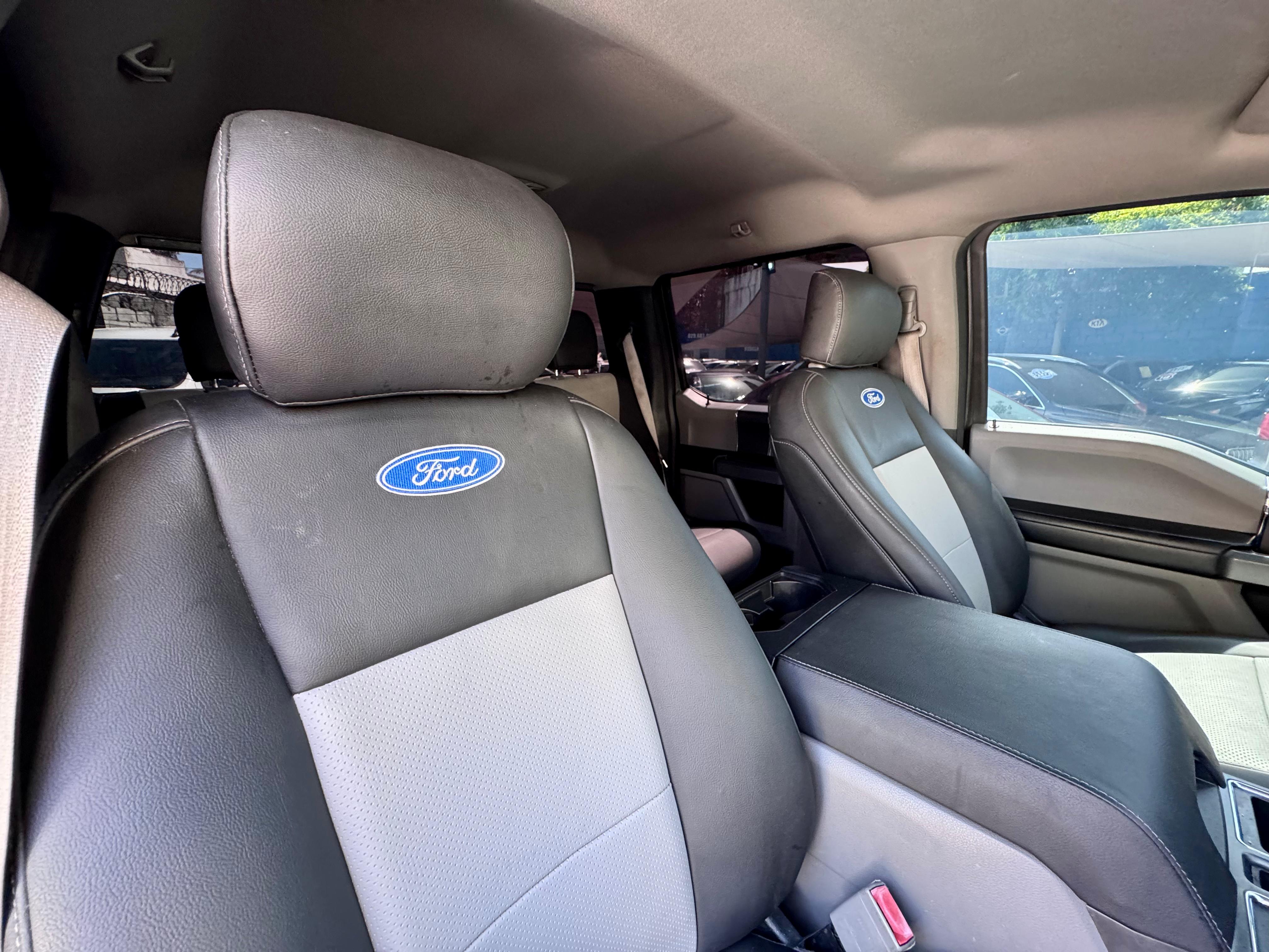 Ford F150 XLT 2018 clean carfax  en Santo Domingo DN Foto 7295375-6.jpg