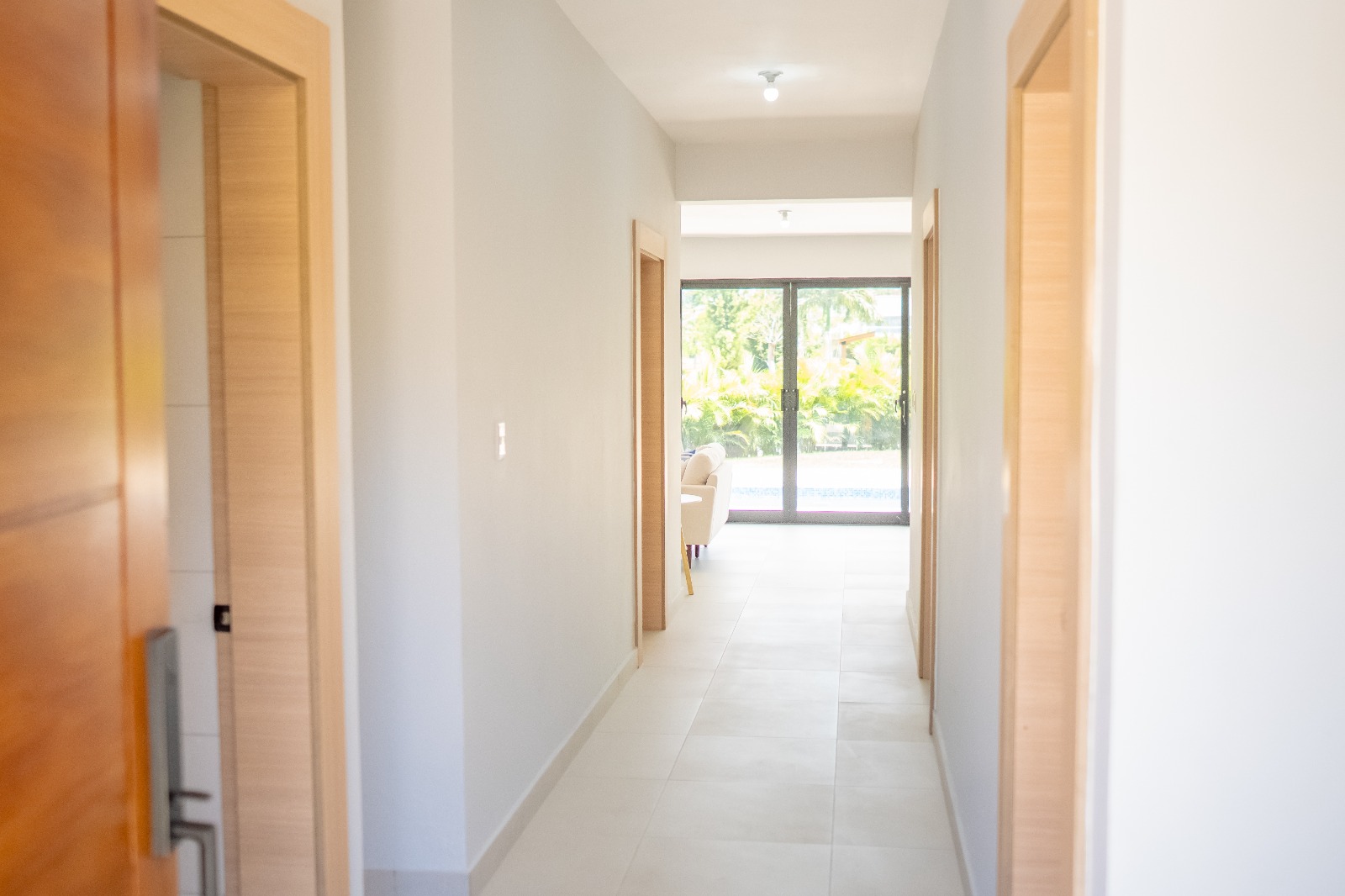 Vendo hermosa villa en Playa Nueva Romana  Foto 7295399-5.jpg