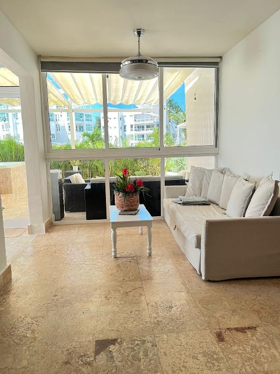 Vendo apartamento La Ensenada en Playa Nueva Romana  Foto 7295418-2.jpg