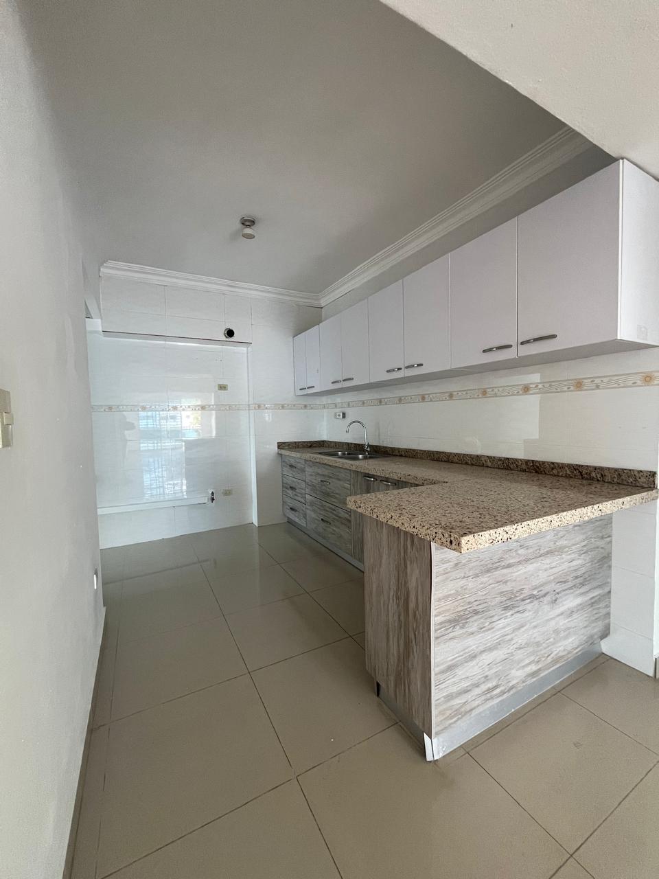 En Venta Apartamento de 3 Habitaciones en Gazcue D.N. Foto 7295447-5.jpg