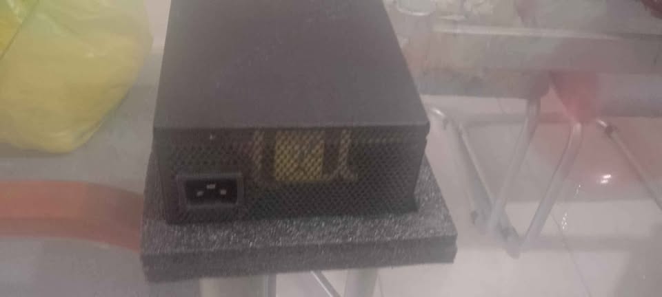 Power Supply de 1100w 80 plus Titanium Foto 7295749-3.jpg