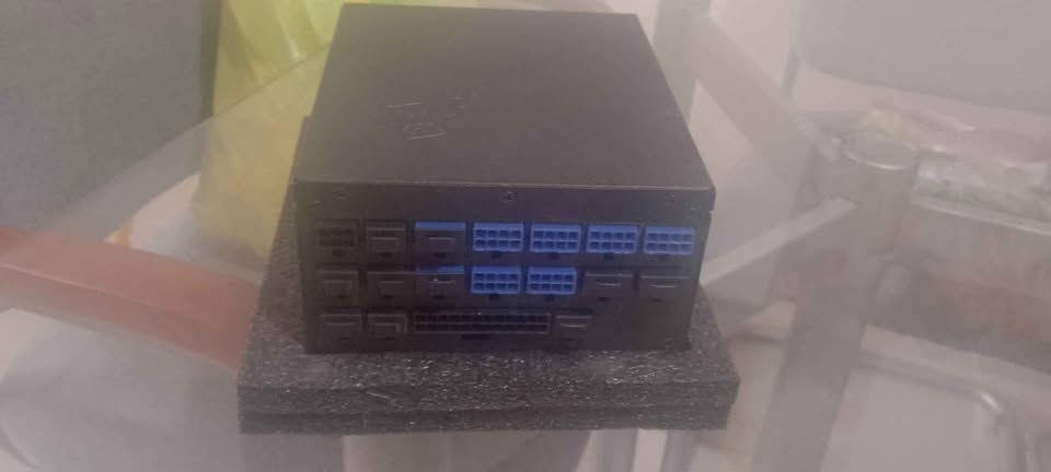 Power Supply de 1100w 80 plus Titanium Foto 7295749-4.jpg