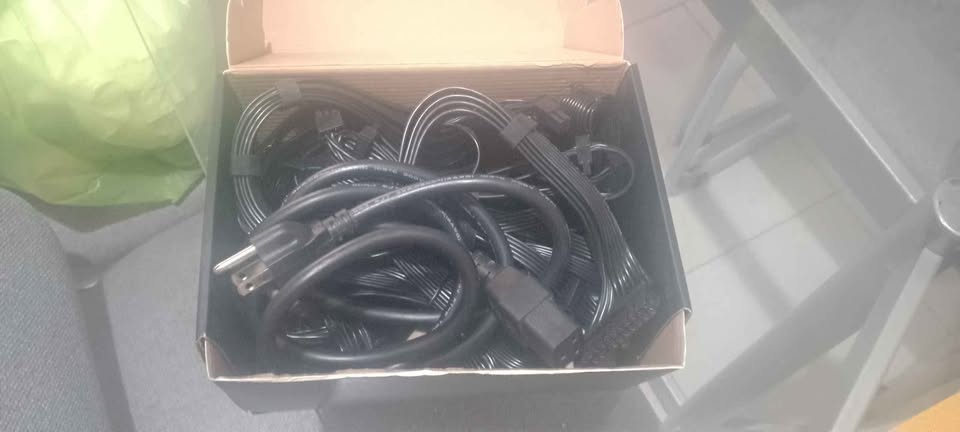 Power Supply de 1100w 80 plus Titanium Foto 7295749-5.jpg