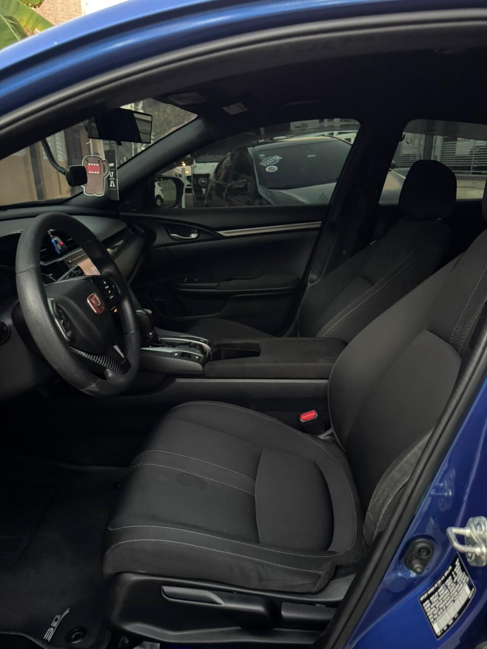 HONDA CIVIC HATCHBACK SPORT CON KIT DE ACCESORIOS Foto 7295815-10.jpg