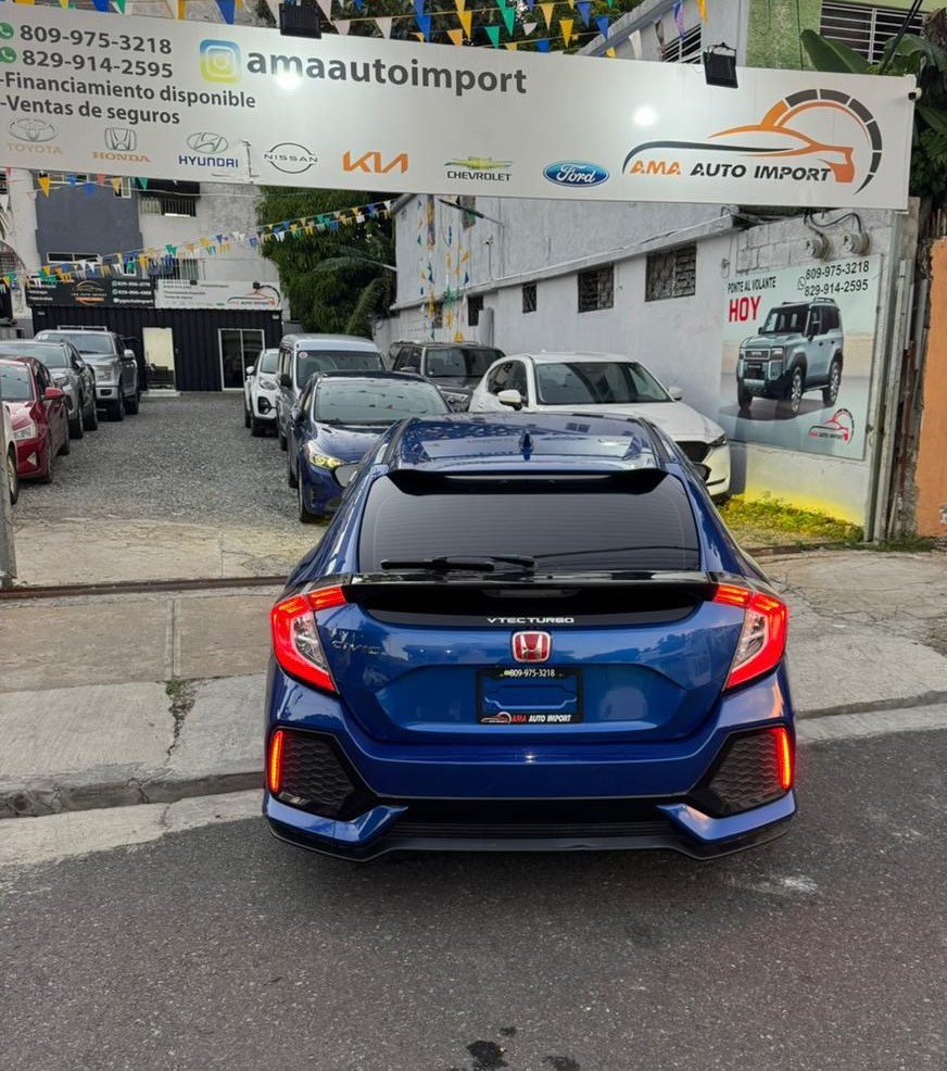 HONDA CIVIC HATCHBACK SPORT CON KIT DE ACCESORIOS Foto 7295815-6.jpg