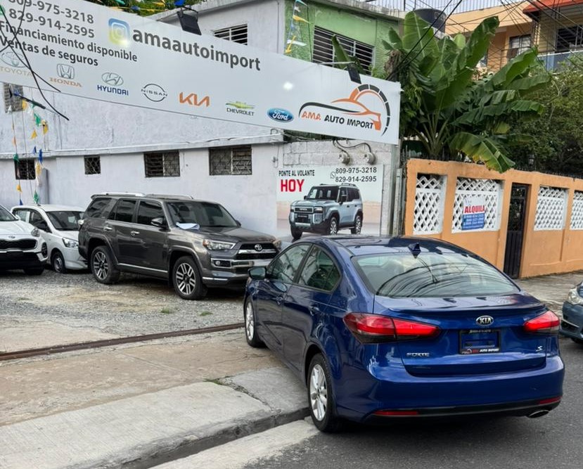 KIA FORTE 2017 CLEAN CAR FAX en Santo Domingo Este Foto 7295819-12.jpg