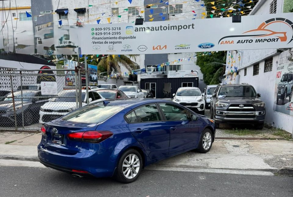 KIA FORTE 2017 CLEAN CAR FAX en Santo Domingo Este Foto 7295819-2.jpg