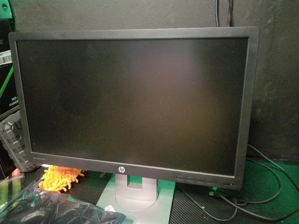 Monitor hp 22 pulgadas HDMI 60 Hz  en Sánchez Ramírez Foto 7295847-1.jpg