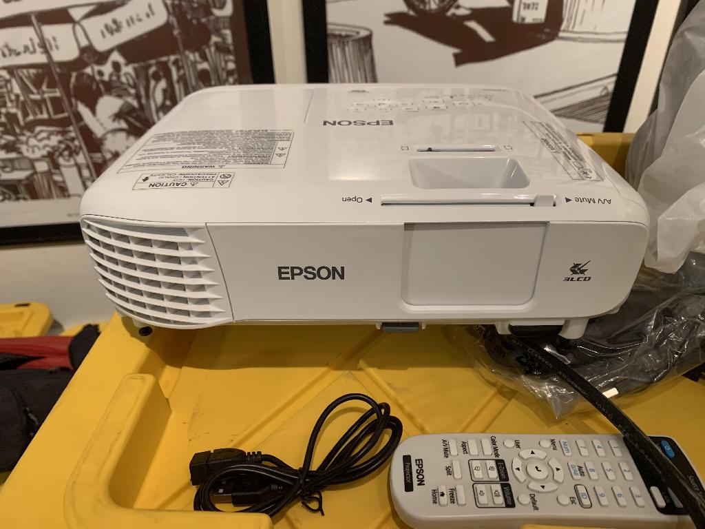 Proyector EPSON  Foto 7295862-1.jpg