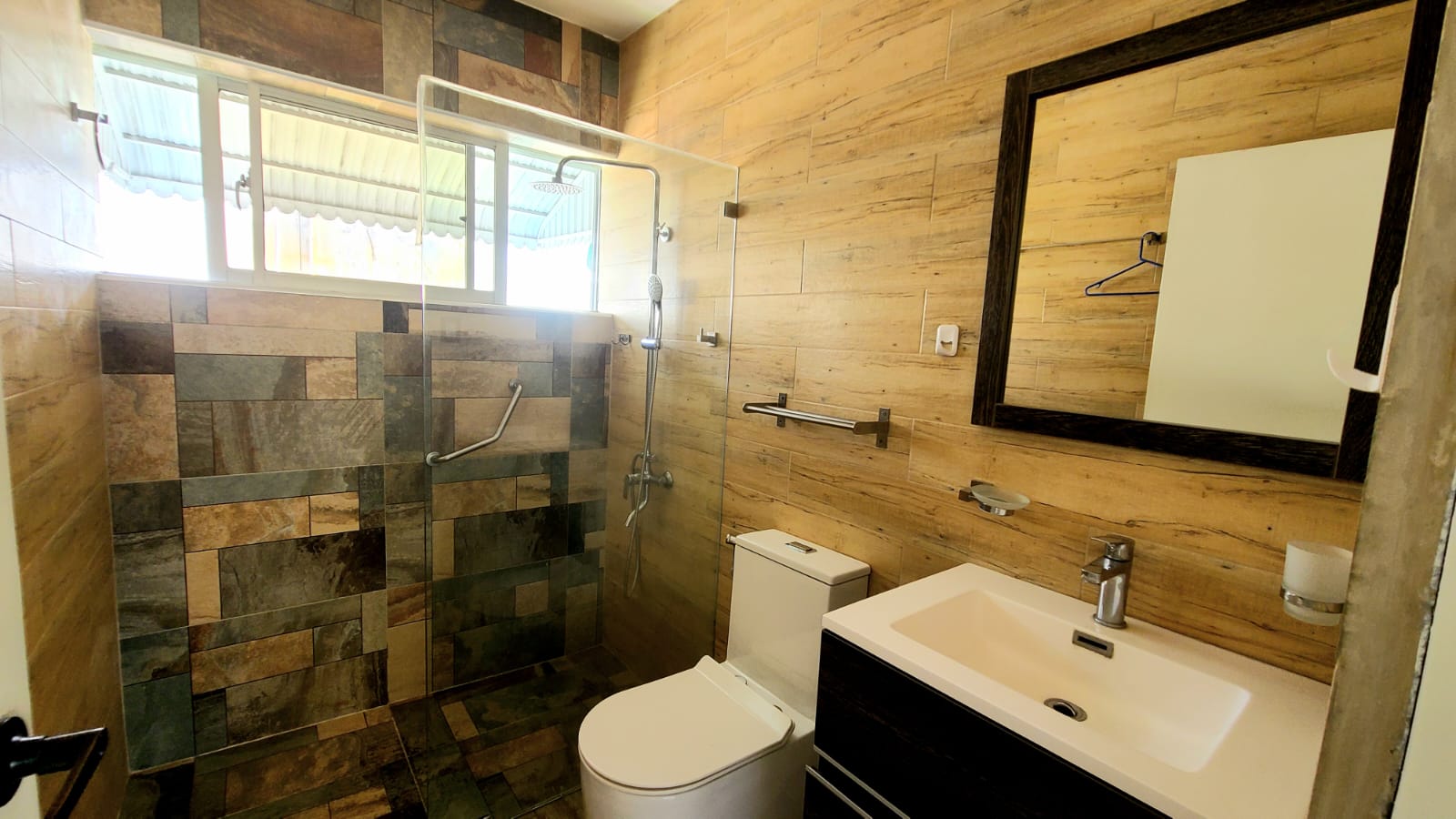 APARTAMENTO EN ALQUILER EN LOS CACICAZGOS Foto 7295929-4.jpg