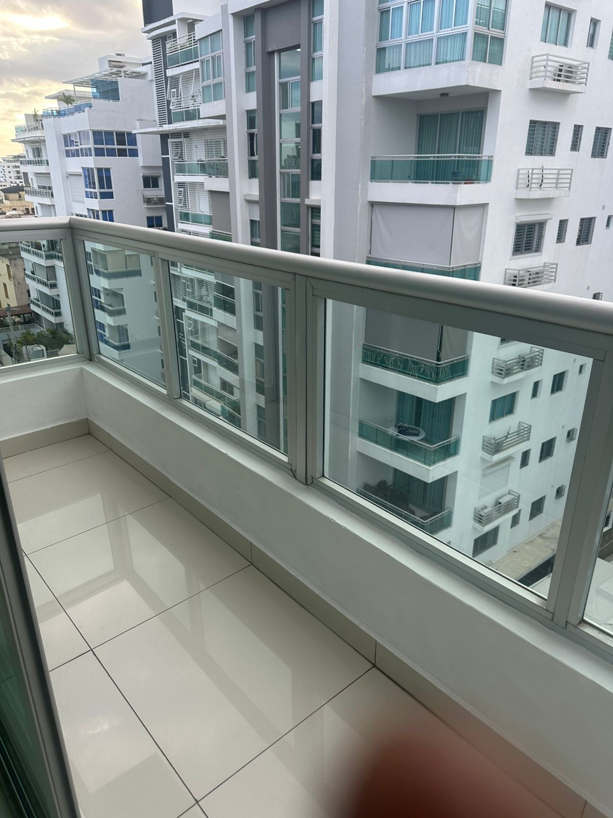 APARTAMENTO EN ALQUILER EN RENACIMIENTO    Foto 7295947-2.jpg