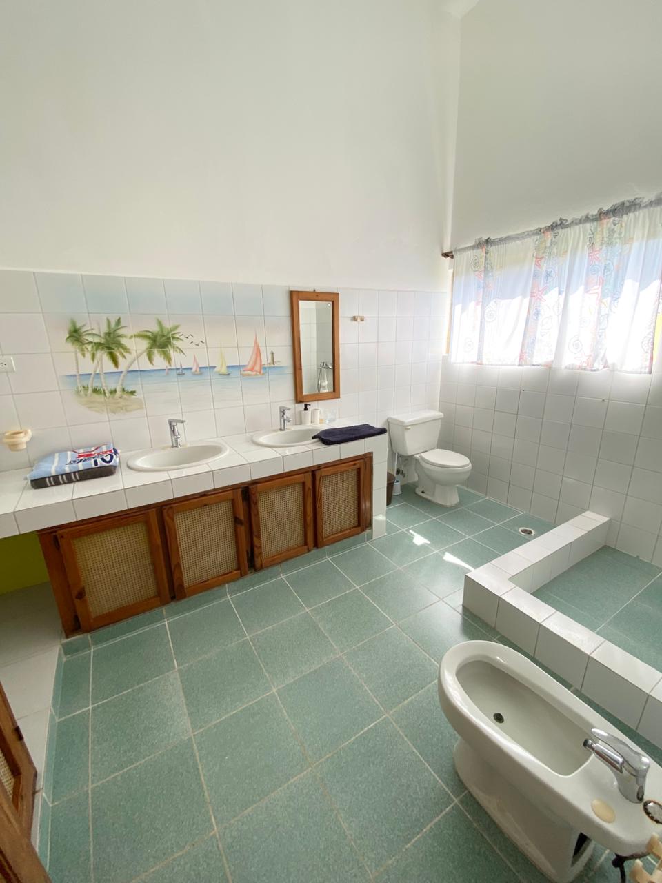 Vendo Innovador apartamento ubicado en Juan Dolió Foto 7295999-5.jpg