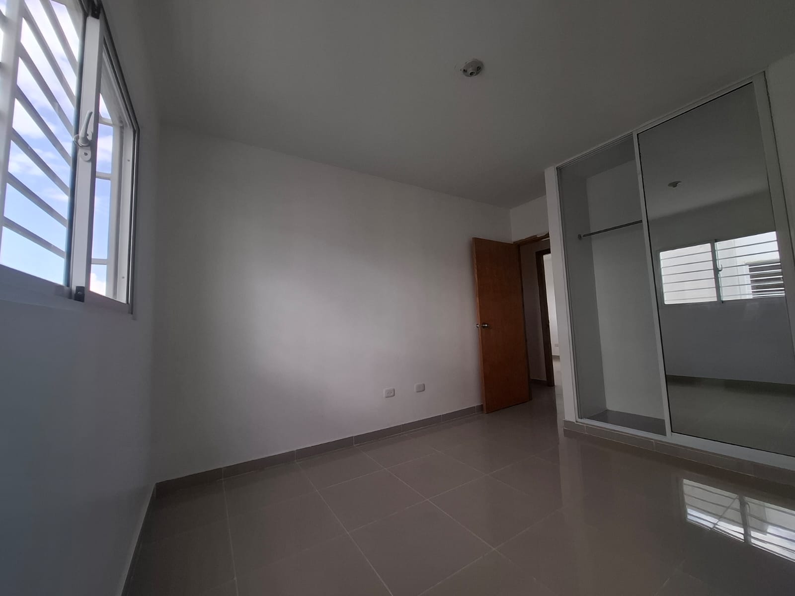 VENDO APTO EN RESIDENCIAL LP9 ALAMEDA    Foto 7296108-4.jpg