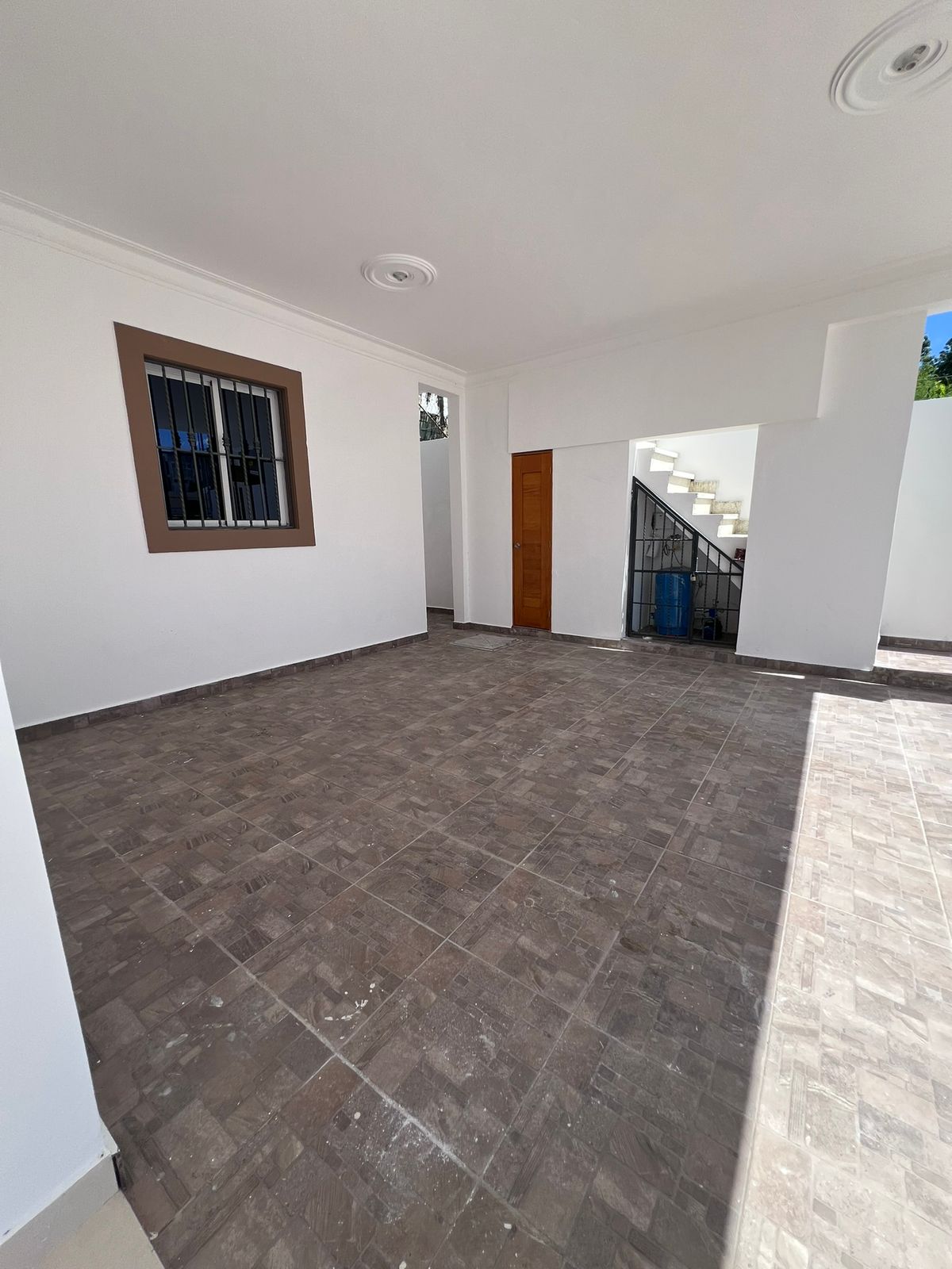 ???? VENTA DE CASA – PRÓXIMO A HIPER OLÉ JOAQUN BALAGUER Foto 7296112-5.jpg