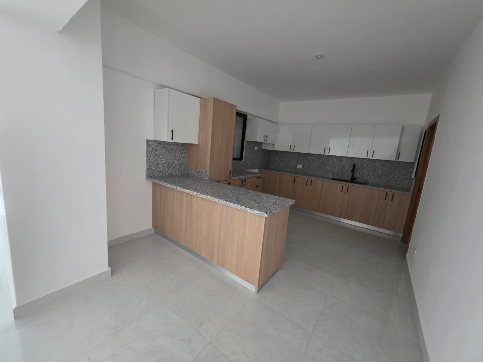 Vendo apartamento 2do nivel en Don Honorio  Foto 7296414-7.jpg
