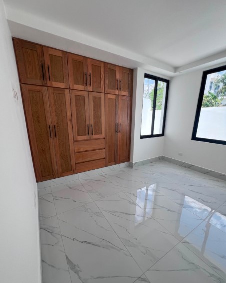 ???? VENTA DE CASA EN PROYECTO CERRADO – ESTILO MIAMI GURABO AL MEDIO Foto 7296419-12.jpg