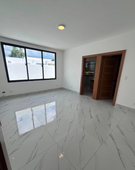 ???? VENTA DE CASA EN PROYECTO CERRADO – ESTILO MIAMI GURABO AL MEDIO Foto 7296419-15.jpg