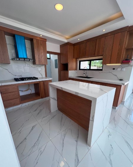 ???? VENTA DE CASA EN PROYECTO CERRADO – ESTILO MIAMI GURABO AL MEDIO Foto 7296419-6.jpg
