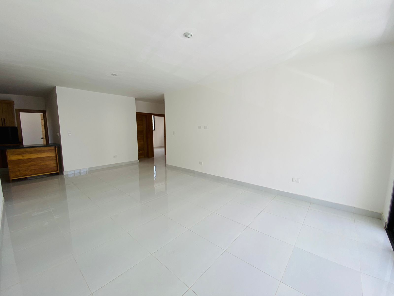 Apartamento de 3 Habitaciones Piscina y 2 Parqueos de Venta en Gurabo Foto 7296432-6.jpg