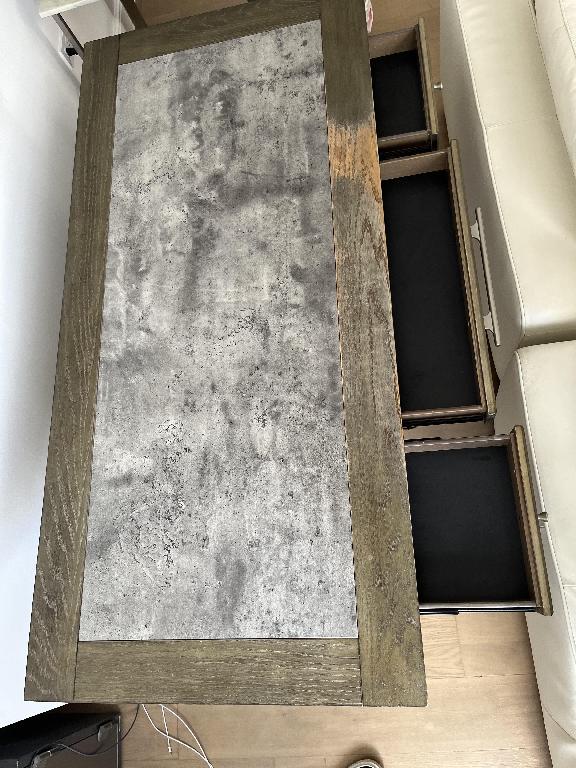 Vendo hermoso escritorio de madera con piedra. Foto 7296491-2.jpg