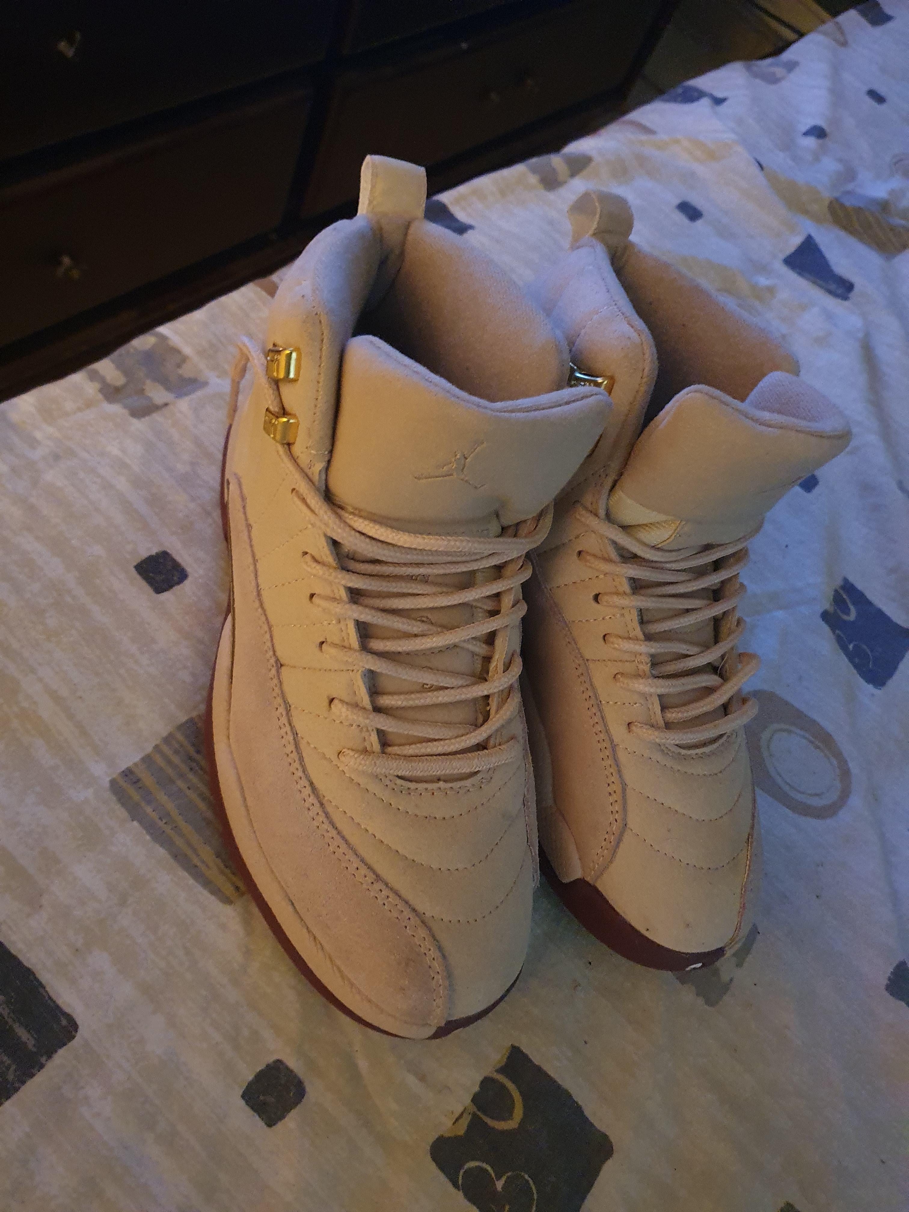  Tennis Jordan 12 size7 Foto 7296536-6.jpg