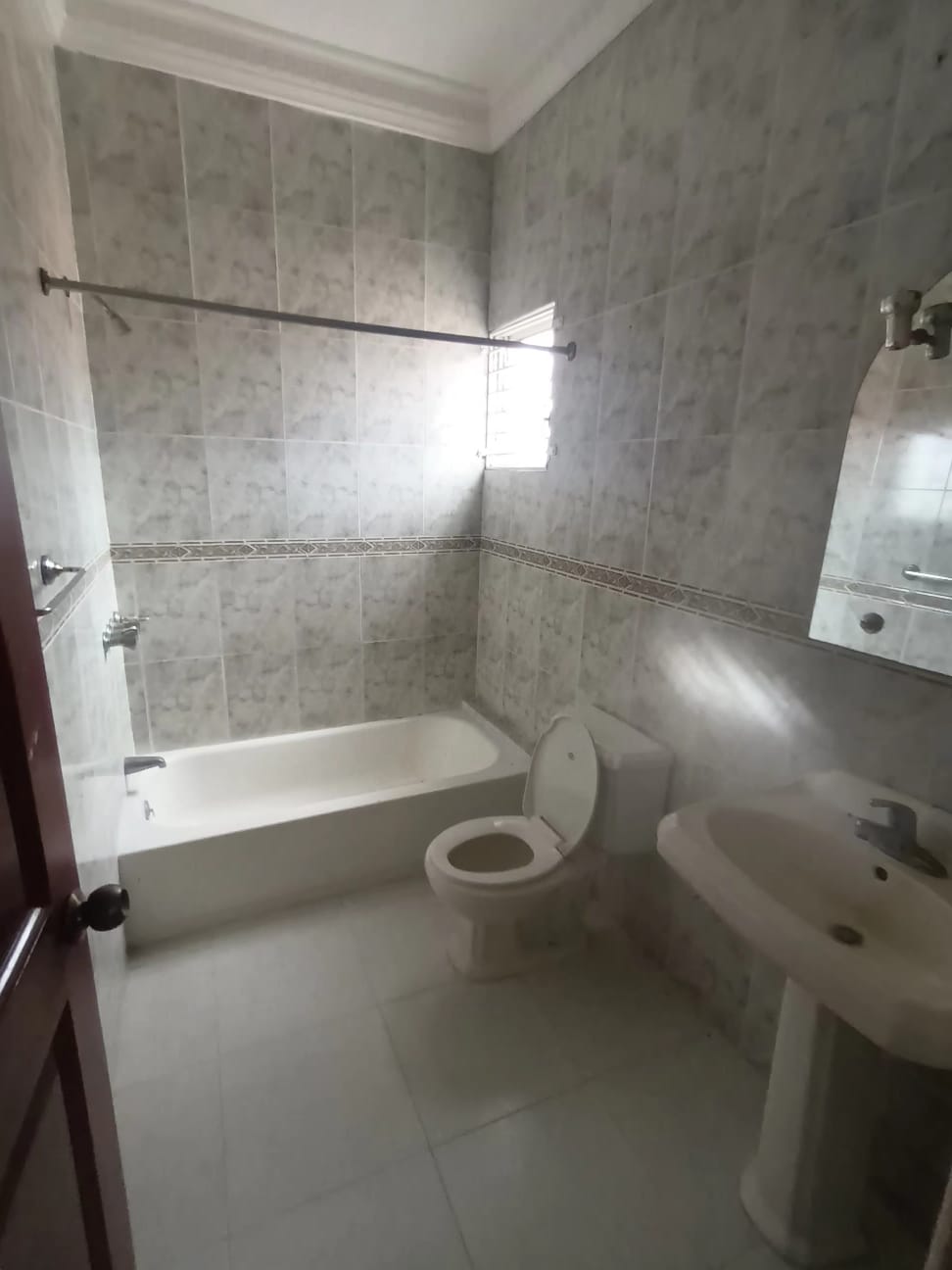 ???? CASA EN VENTA  Residencial Arrollo Manzano                        Foto 7296880-5.jpg