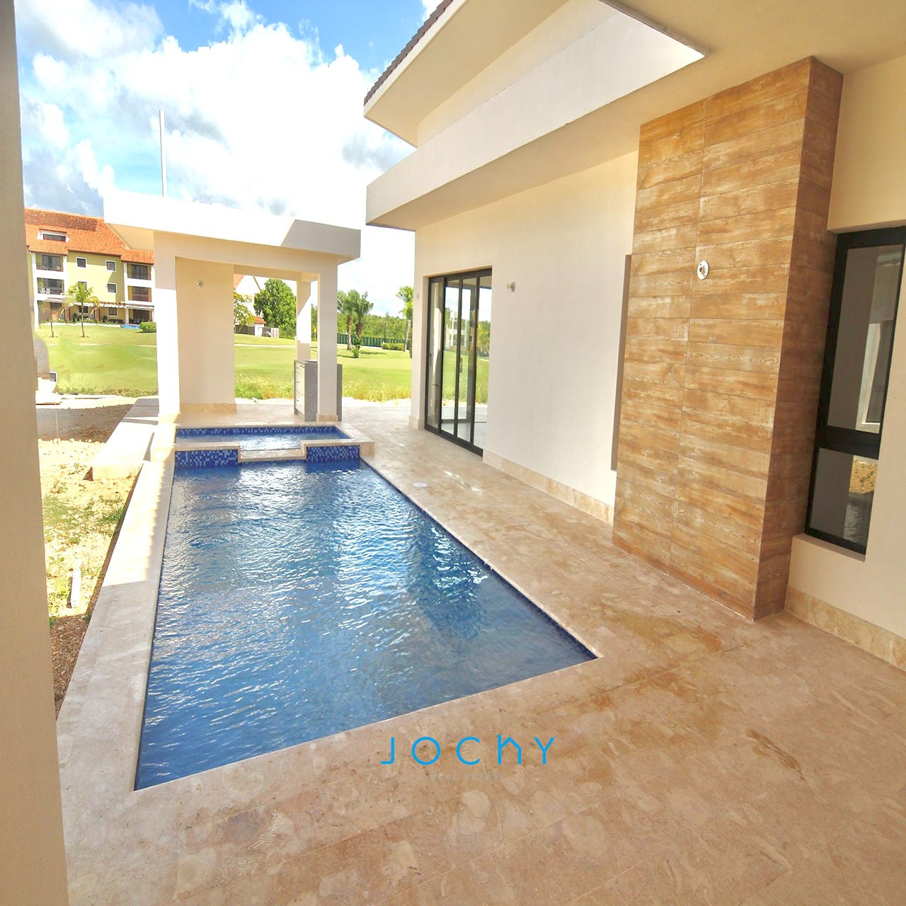 Jochy Real Estate vende 2 villas en La Estancia Golf Resort La Romana  Foto 7296968-11.jpg