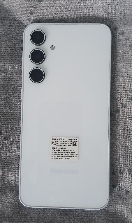Samsung a35 5G de 128gb 6ram desbloqueado para todos los chip con cabl Foto 7297429-2.jpg