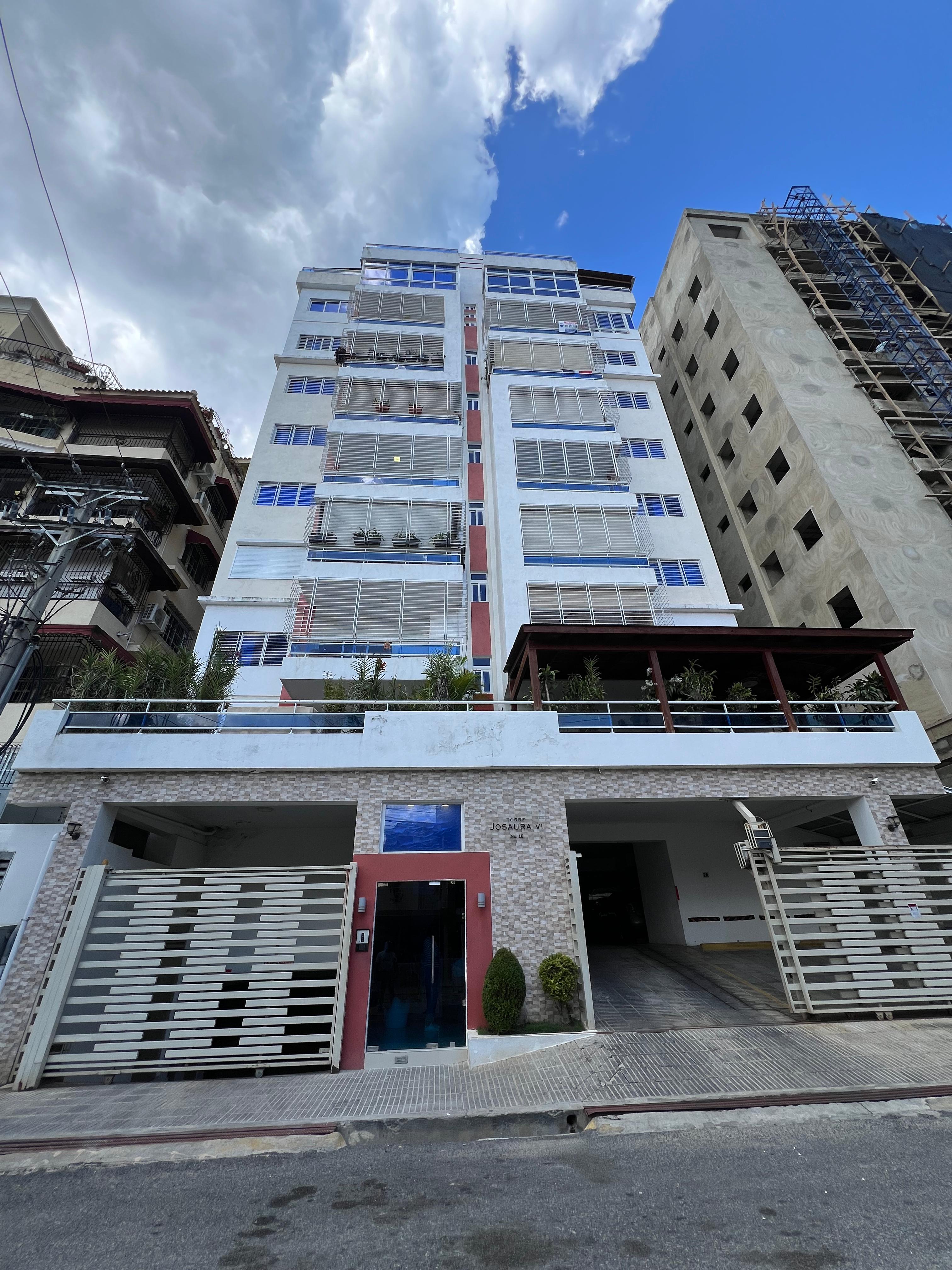 Penthouse en Venta de 3 Niveles en Urbanización Real Foto 7297549-1.jpg