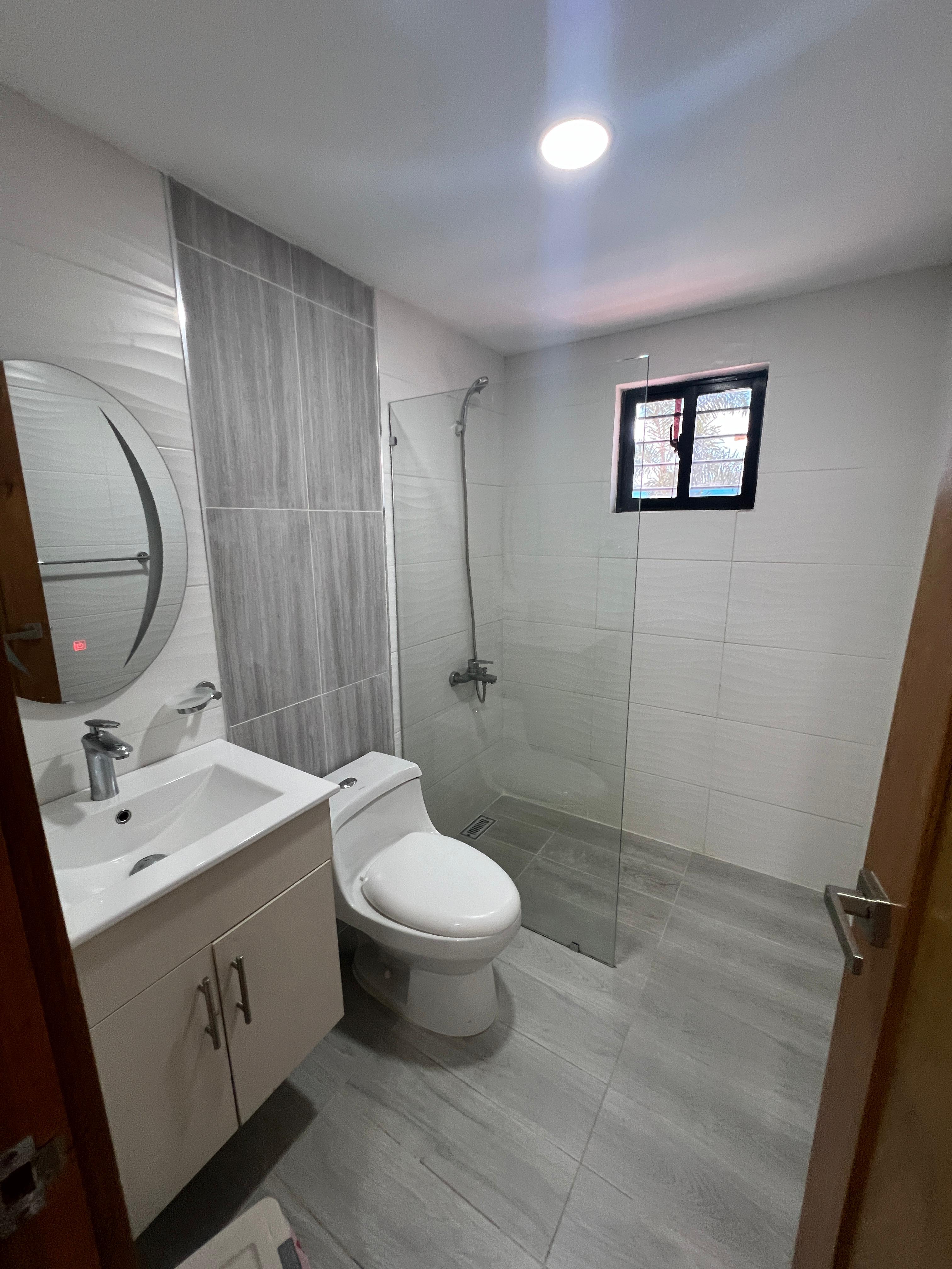 ???? EN VENTA – PRIMER NIVEL AMUEBLADO EN GURABO Foto 7297551-14.jpg