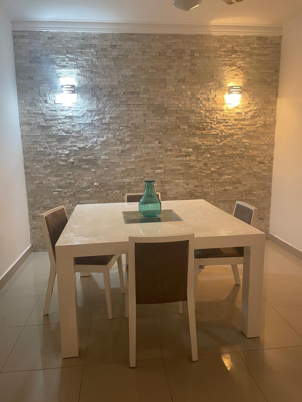 Apartamento amueblado 2 hab en Gazcue Foto 7297841-2.jpg